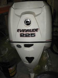    Evinrude E 225 V6 DPX ()