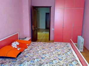 Daily Rent apartment in Baku ()
