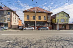 Прибыльная гостиница с банным комплексом в развитом районе (Фото)
