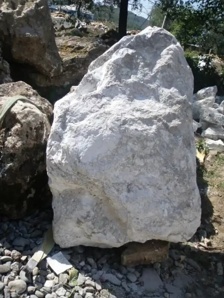 Белый мрамор для ландшафтного дизайна на заказ (Фото)