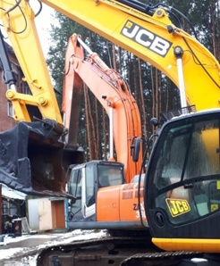   JCB JS260 LC 2010  ,   ()