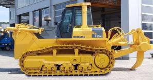  Komatsu D155AX-5 ()