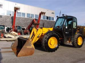   JCB 530-70 ()