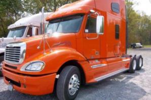   Freightliner COLUMBIA ()