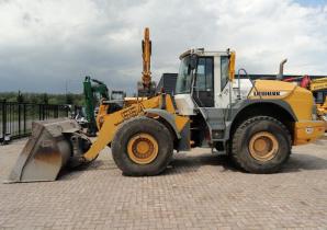     Liebherr  L 554 2+2 ()