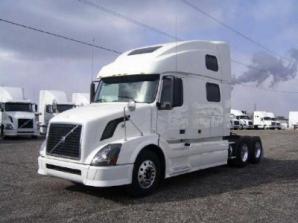    2009 Volvo VNL64T 780 ()