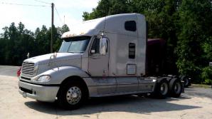      Freightliner Columbia ()